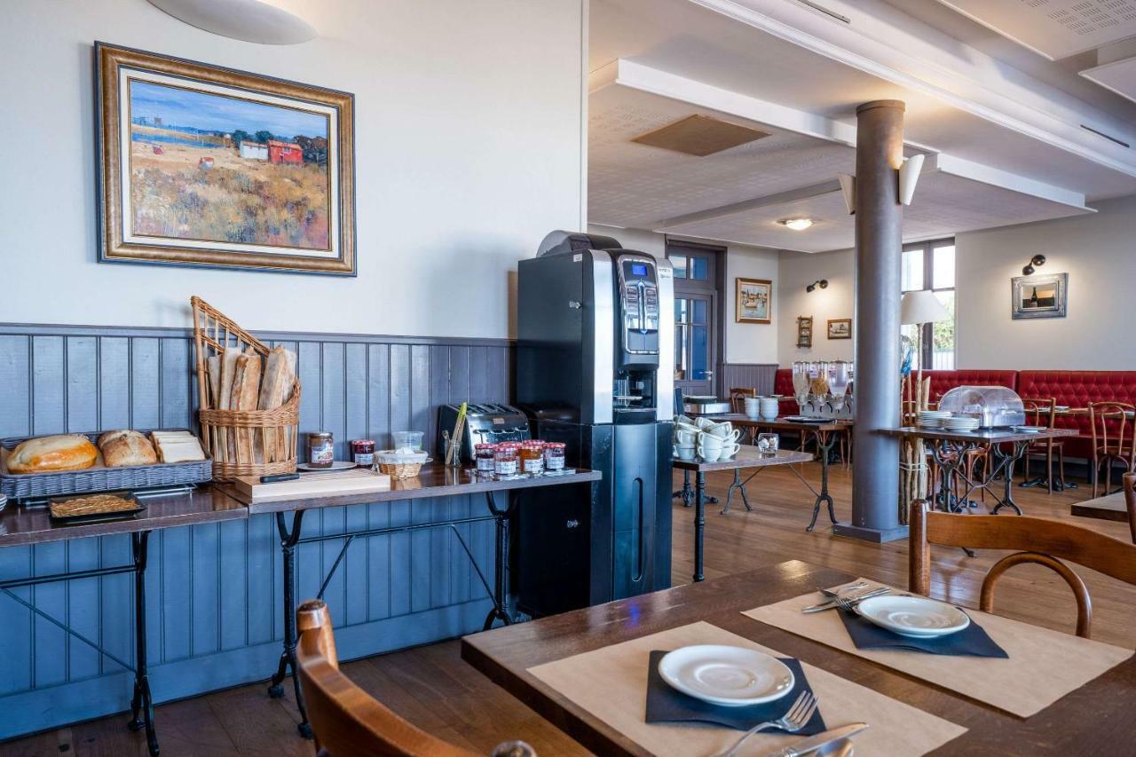 Les Flots - Hotel Et Restaurant Face A L'Ocean - Шатлайон-Плаж Экстерьер фото